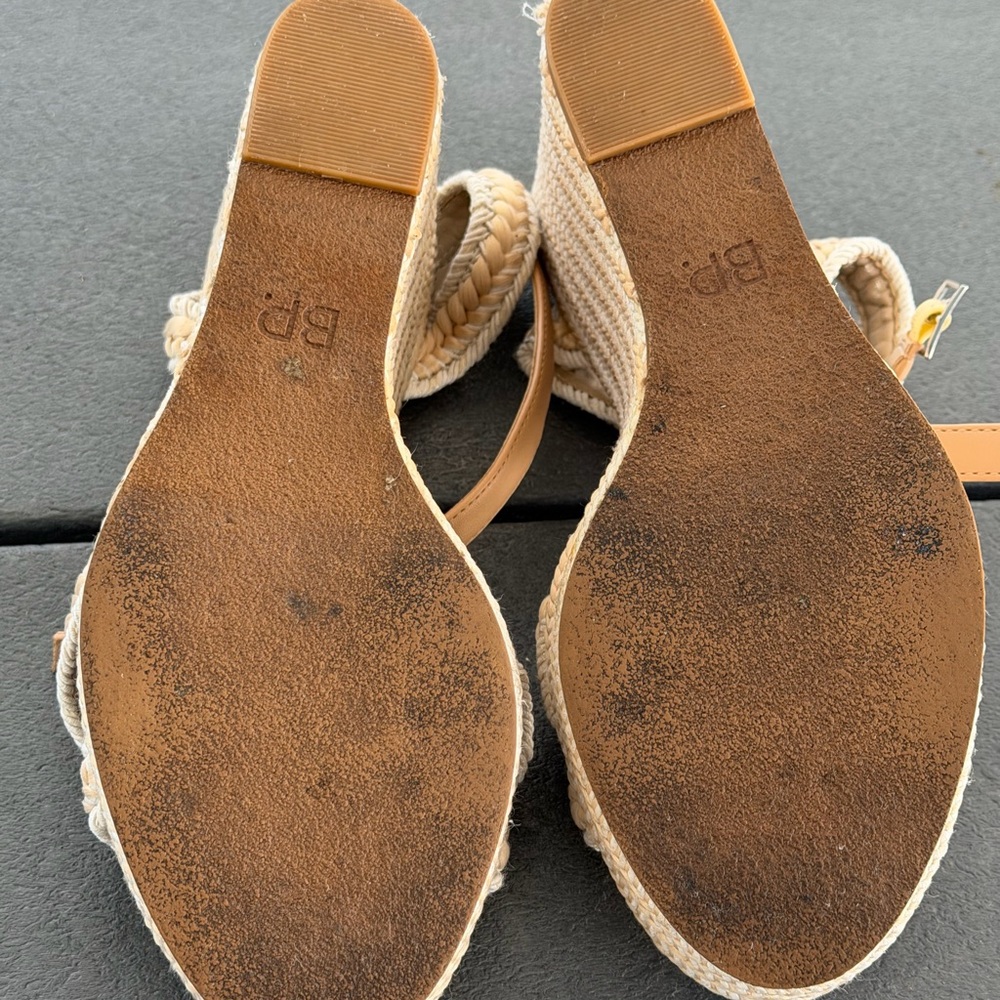 BP  Sandals Wedges  Platform  Neutral Casual Summer Size 7 - Picture 7 of 15
